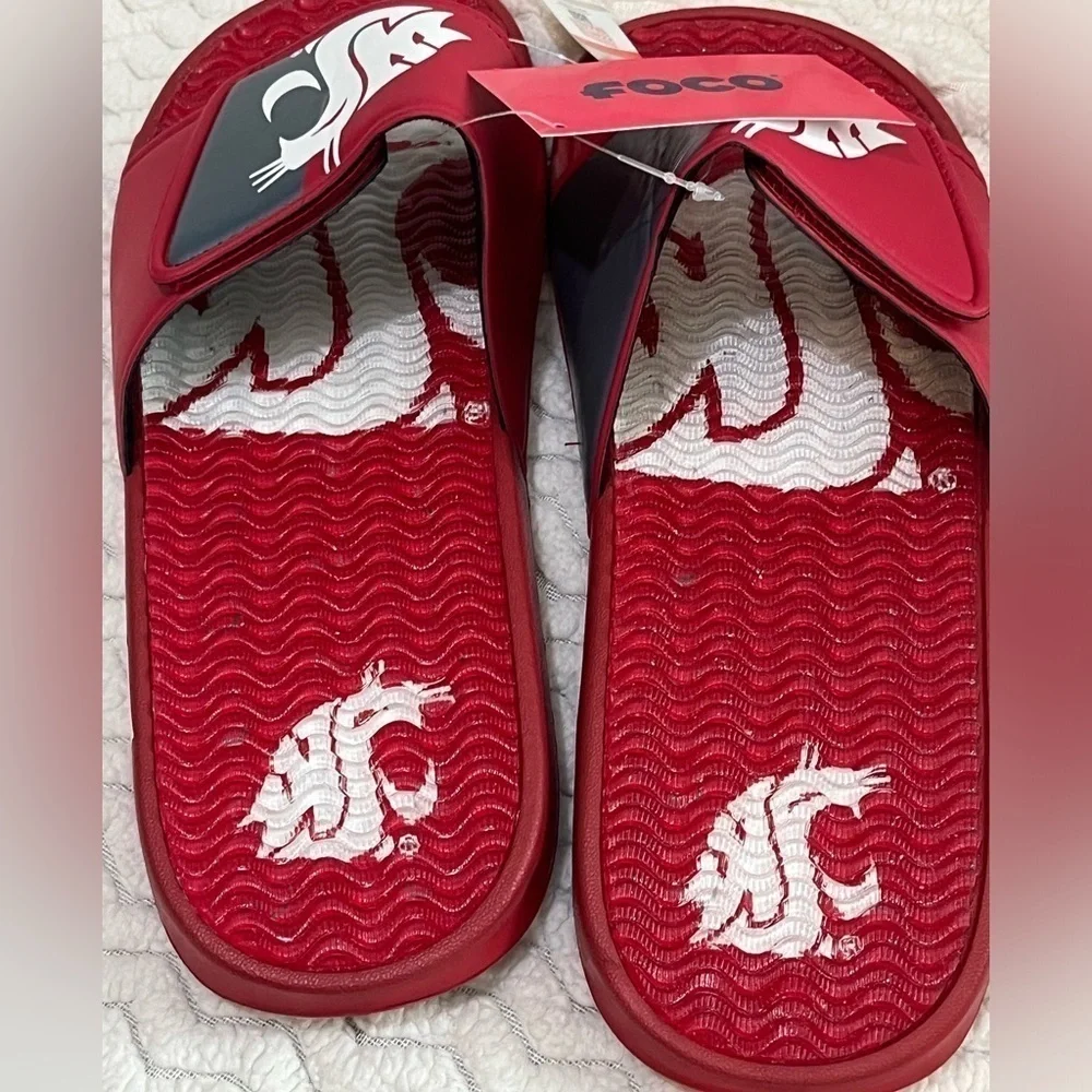 FOCO men’s Washington State Cougars Slides, size large 11/12. new with tags.